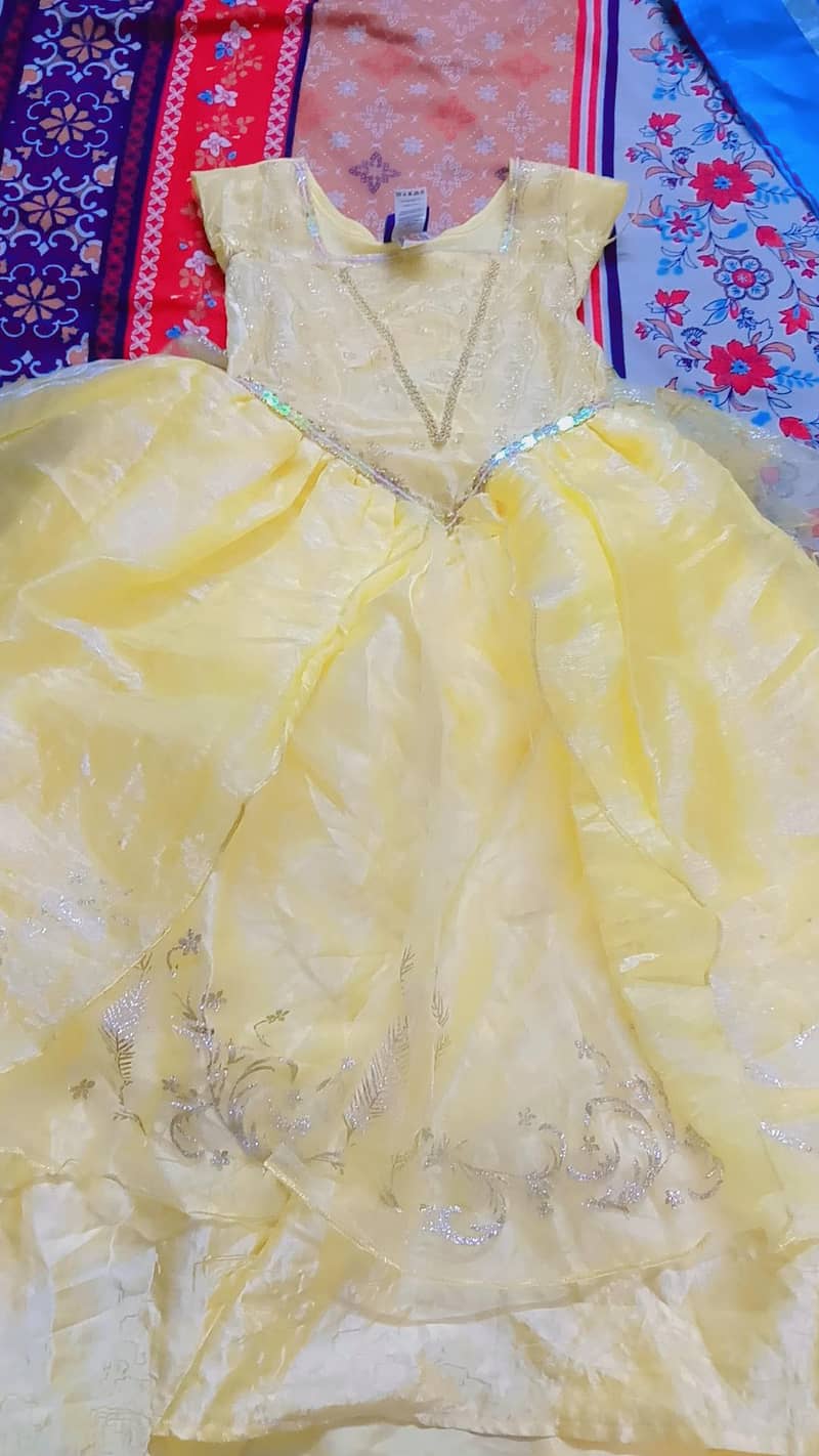 costume 4