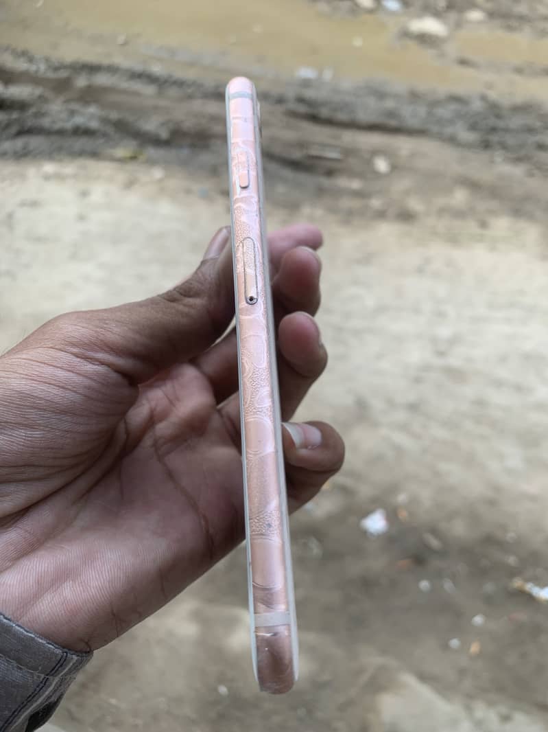 Apple iPhone 8 2