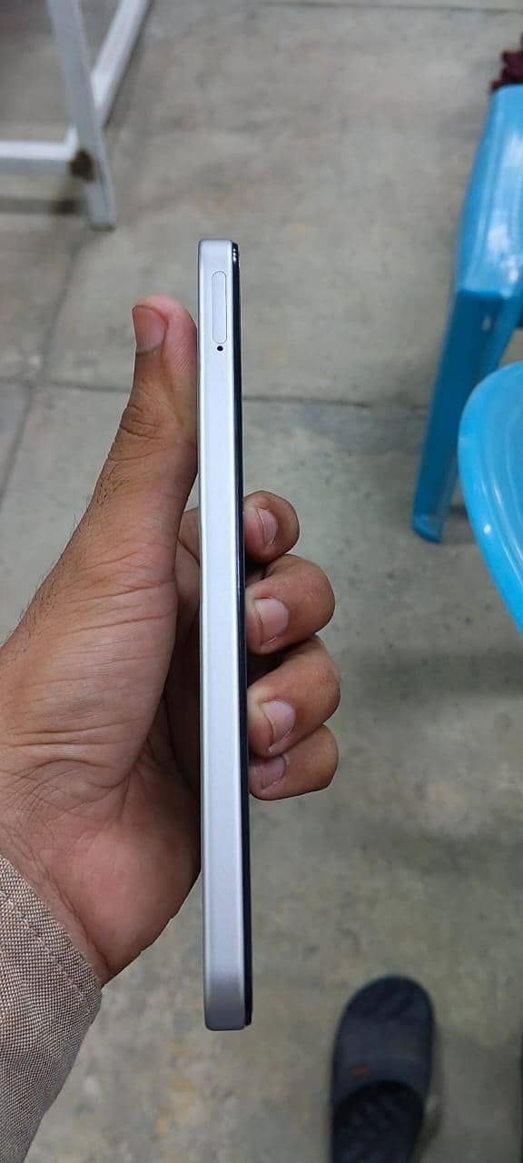 OPPO A6c 4