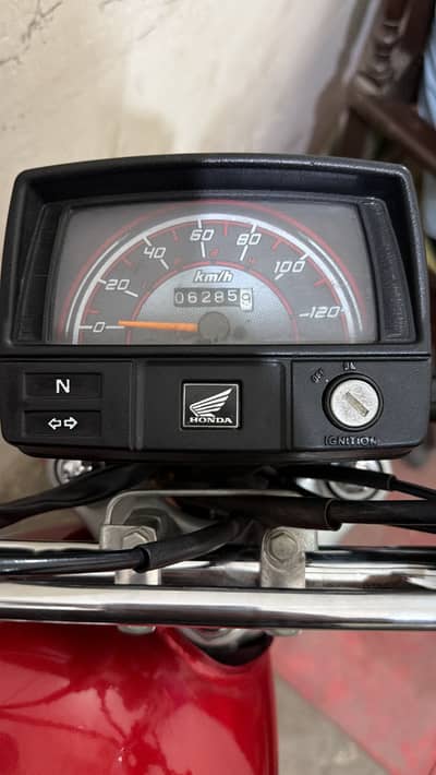 New bike one hand use number laga hua ha condition 10/10 ha