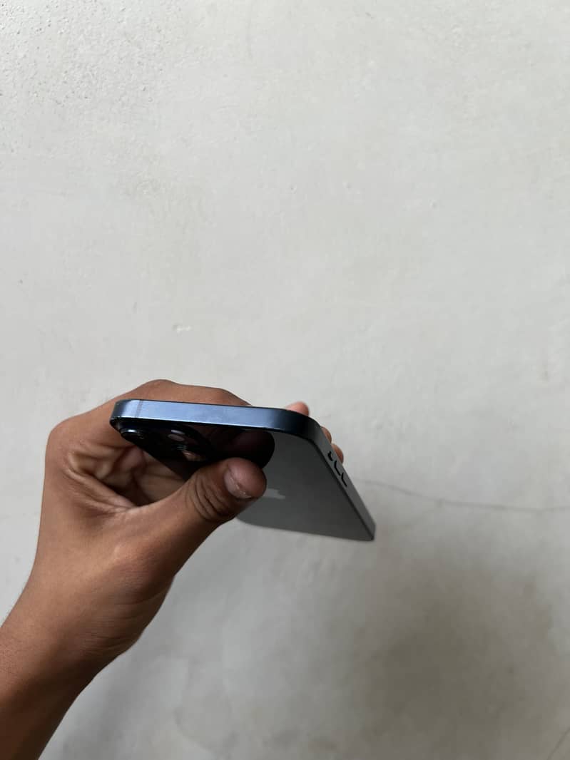 Apple iPhone 14 plus 2