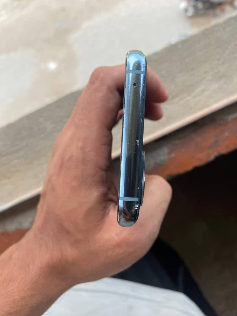 One Plus 9 Pro 7