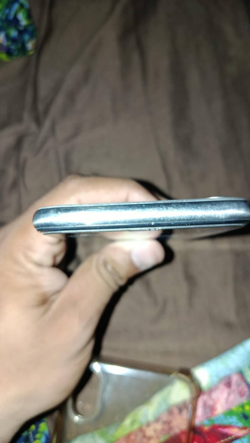Apple iPhone X 2
