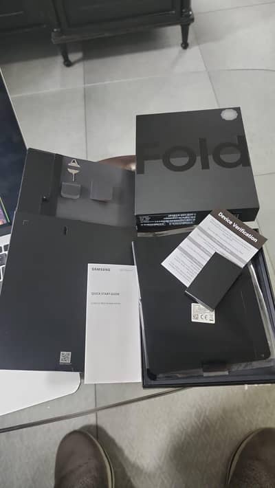 Samsung Mobile Z Fold 4 official pta with box