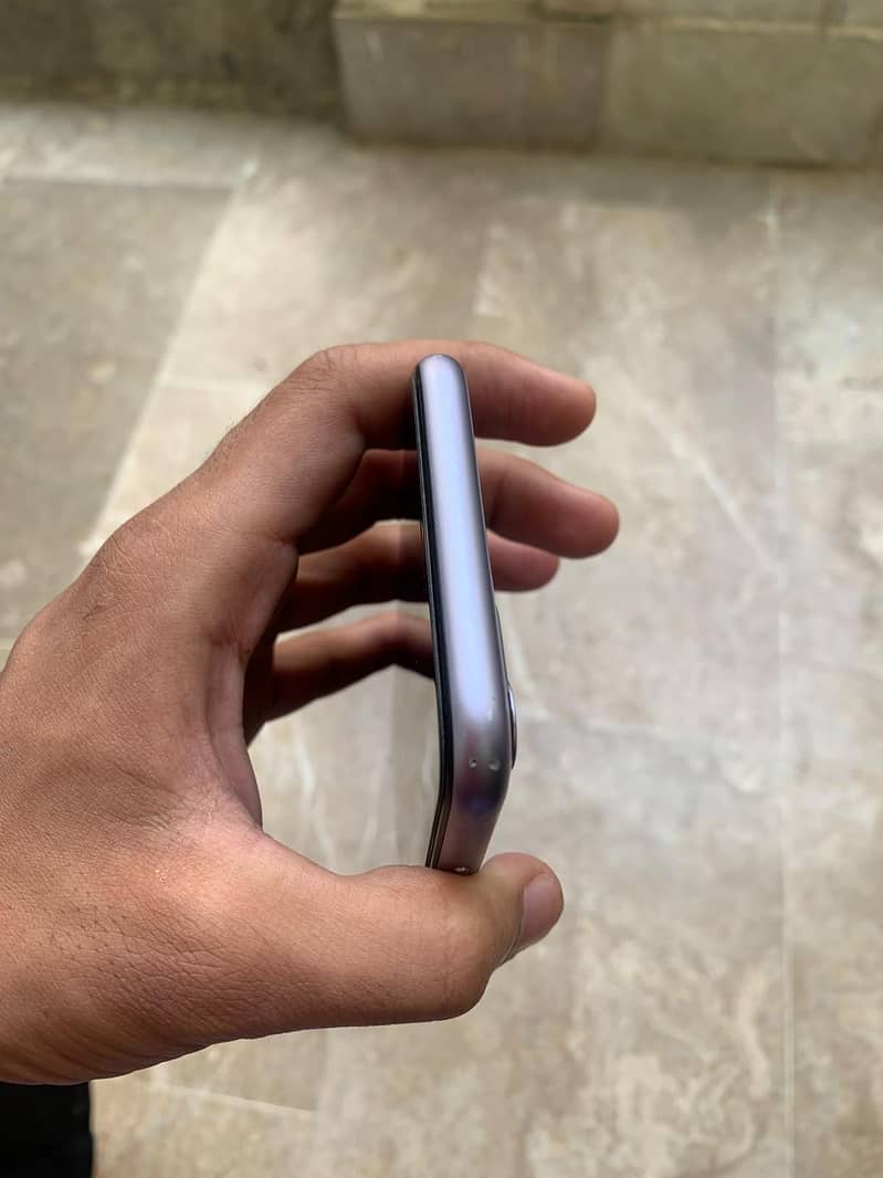 iPhone 11 5