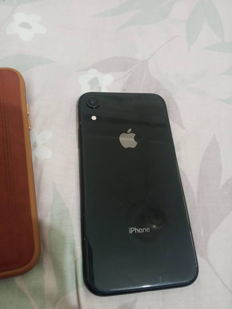iphone XR 11