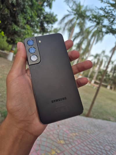 Samsung Mobile S22
