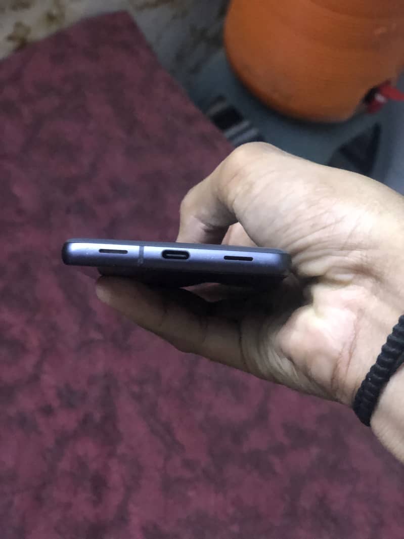 Google Pixel 7a 4
