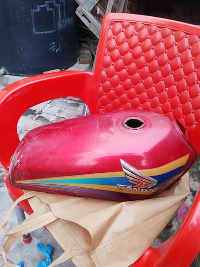 Honda 125 Tanki