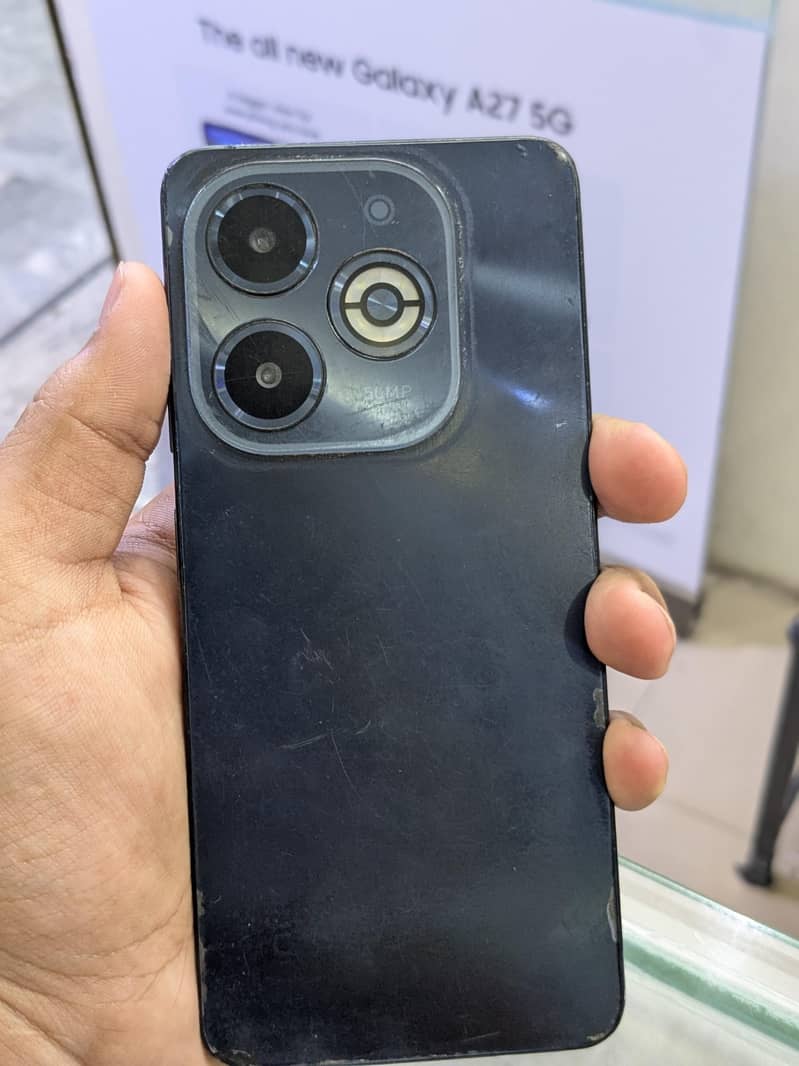 Infinix Smart 8 Plus 0