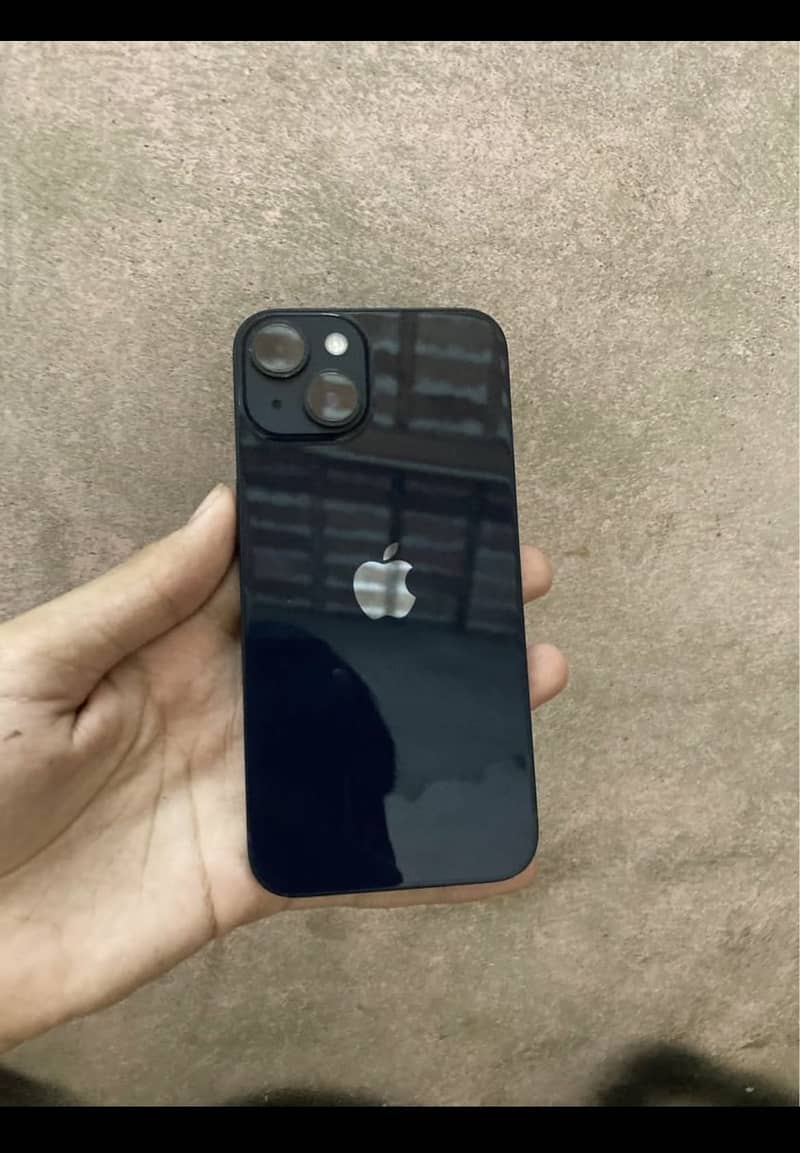 Apple iPhone 14 3