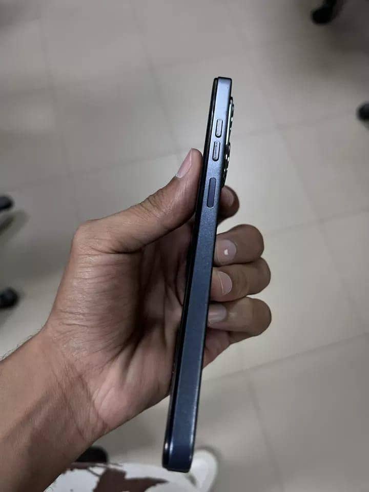 Tecno Spark 20 6