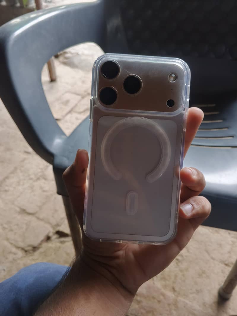 Apple iPhone 17 Pro 2