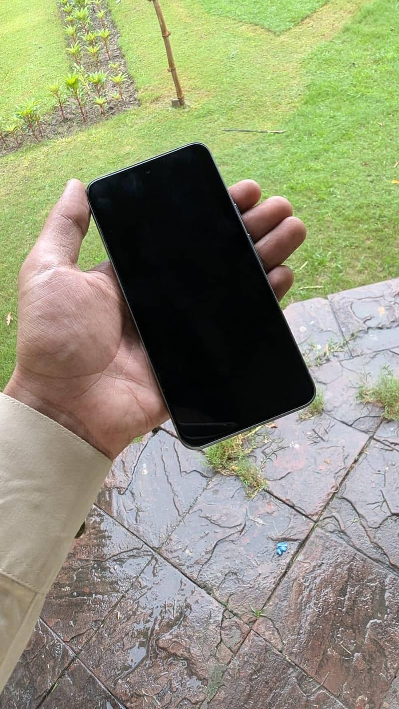 Google Pixel 8 1