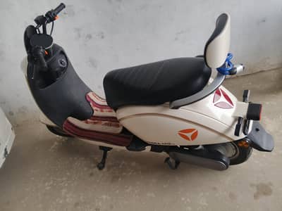 electric Scooty