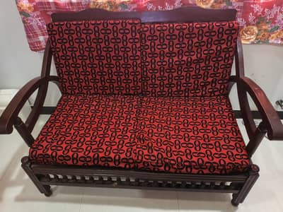 4 seater sofa set available with glass table for sale