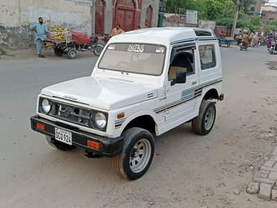 Suzuki jeep