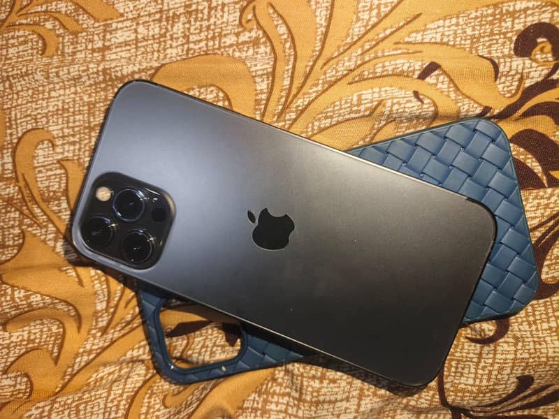 Apple iPhone 12 Pro Max 5