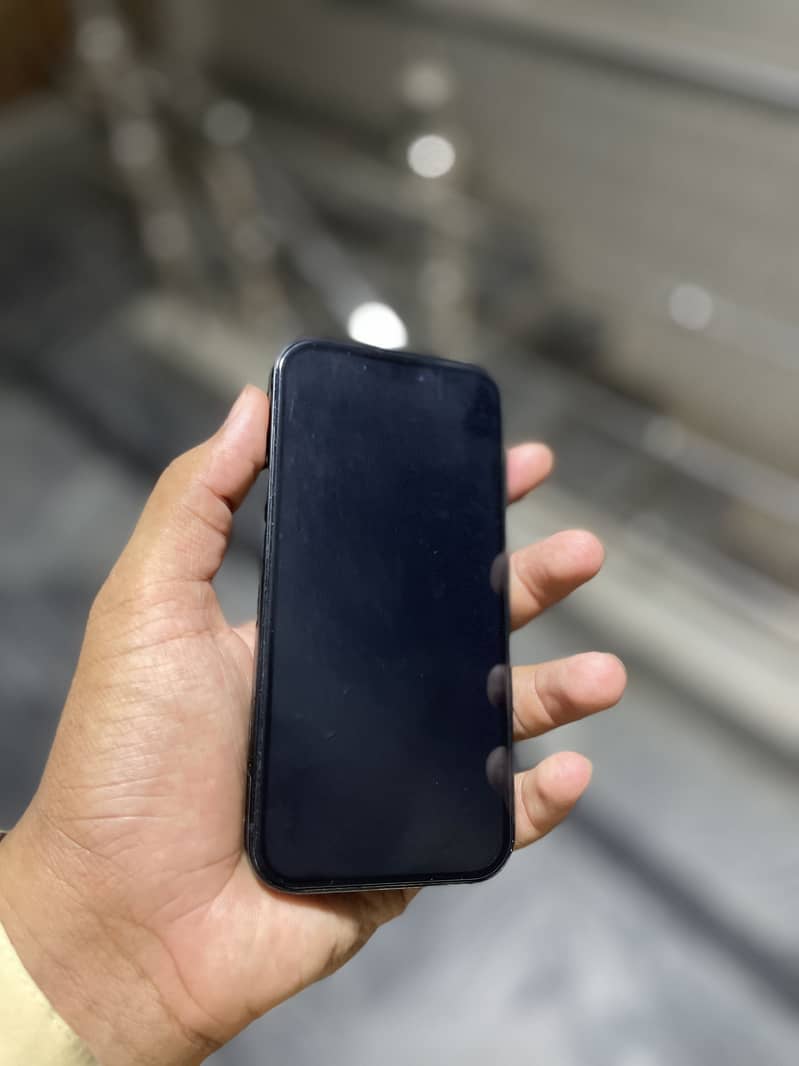 Apple iPhone 15 5