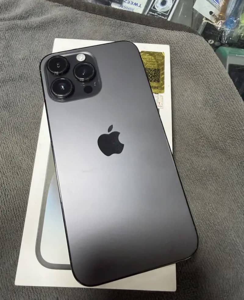 Apple iPhone 14 Pro Max 4