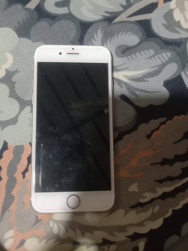 Apple iPhone 6S 1