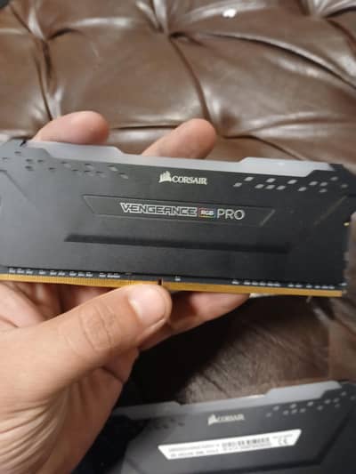 Corsair Vengeance RGB Pro 32GB (2x16GB)
