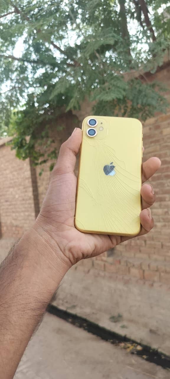 Apple iPhone 11 6