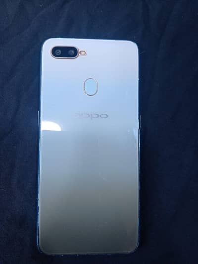 OPPO F9 Pro