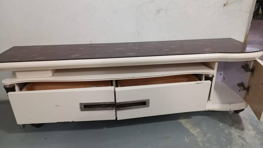 TV console 5