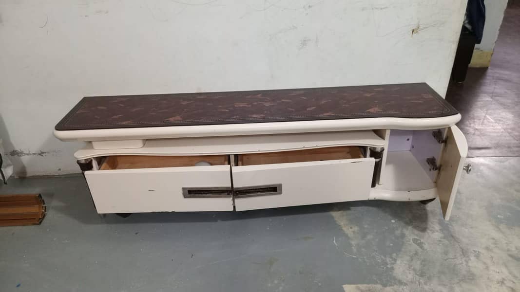 TV console 6