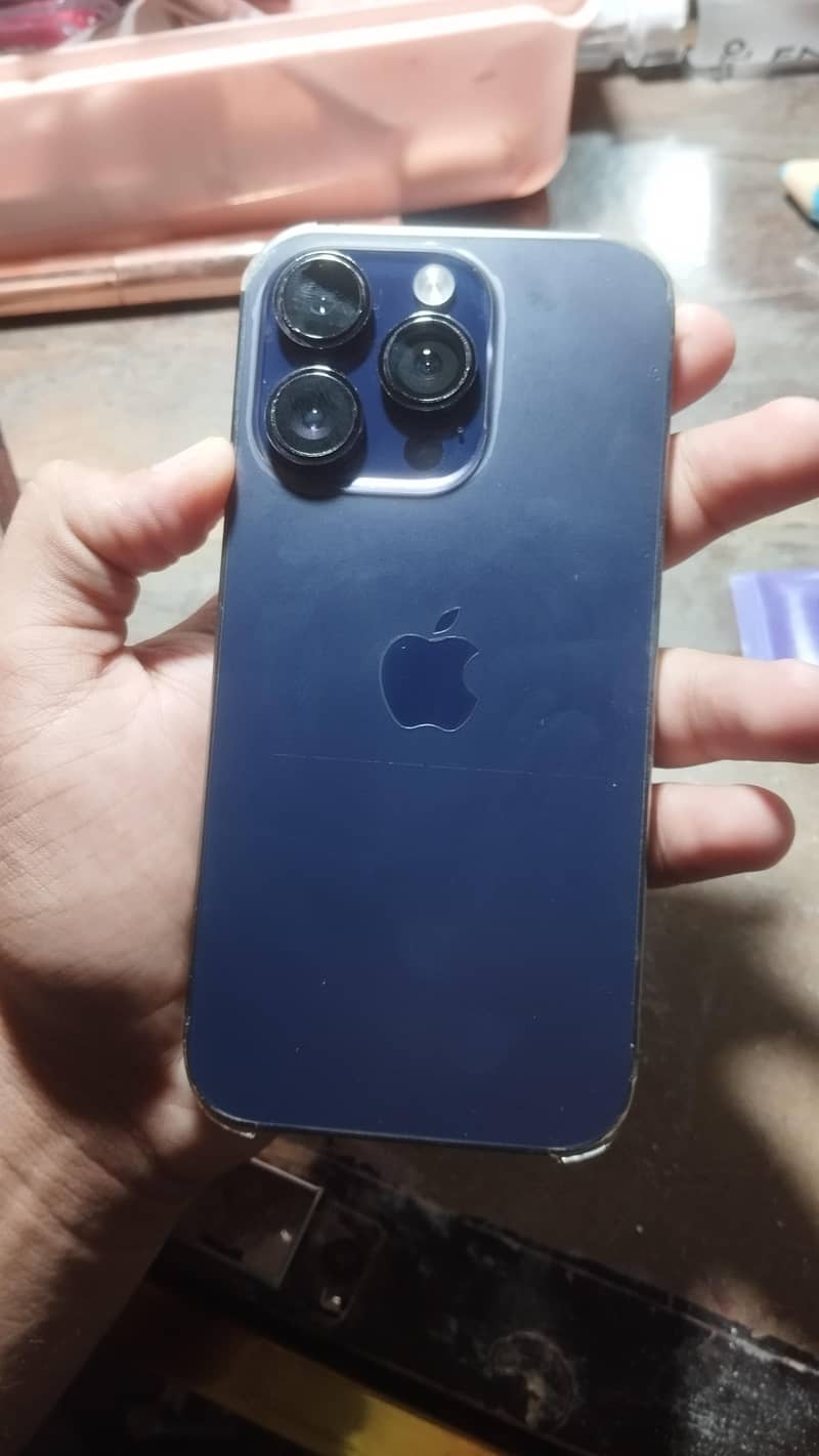 Apple iPhone 14 Pro 2