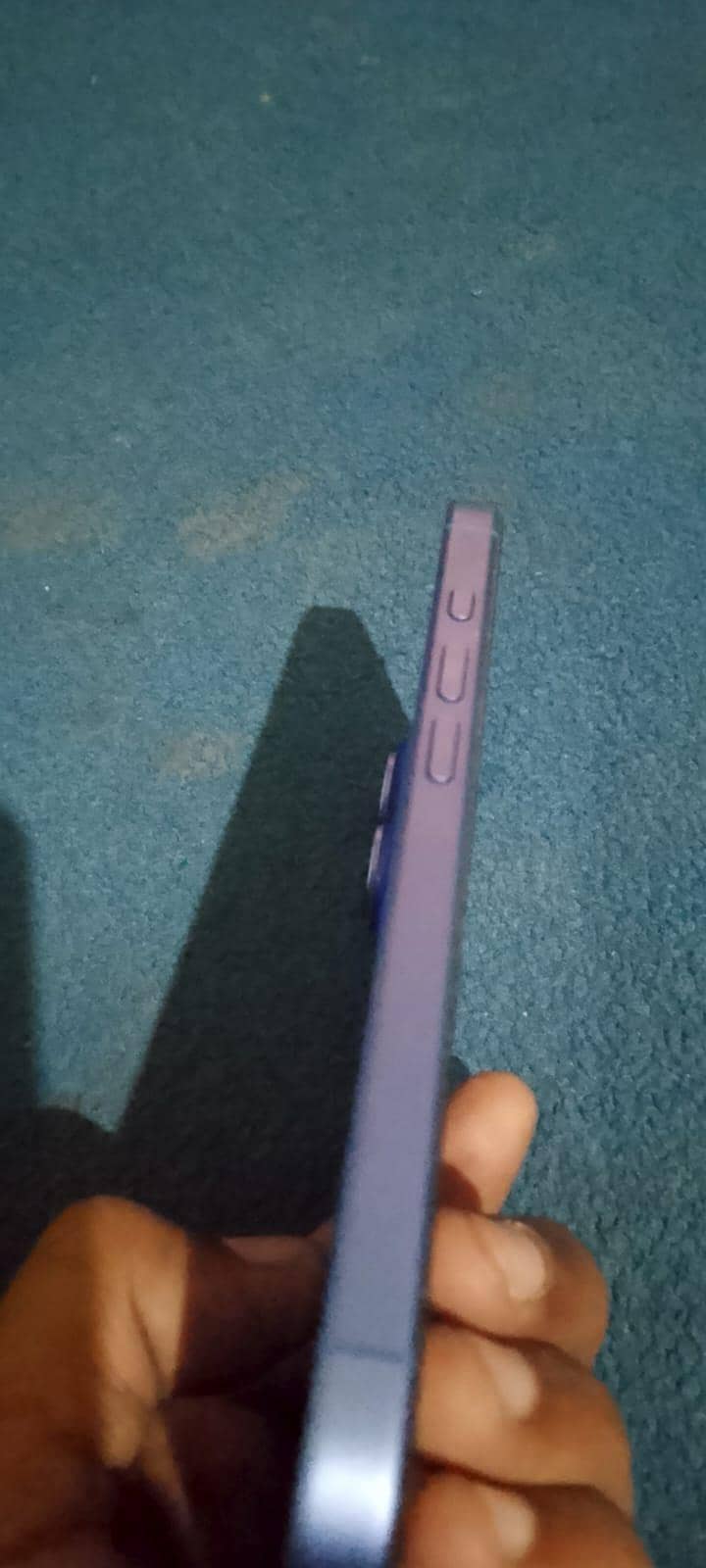 Apple iPhone 16 3