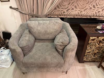 7 seater grey sofa set with brass legs
