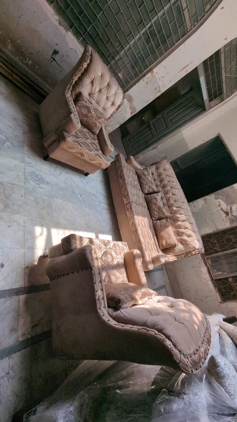 5 seater sofa Set 0
