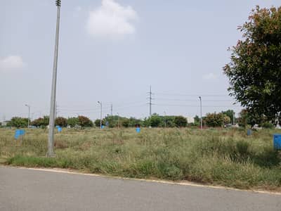 10 MARLA TOP OF LINE PLOT R-2740 AVAILABLE FOR SALE IN DHA PHASE 9 PRISM.