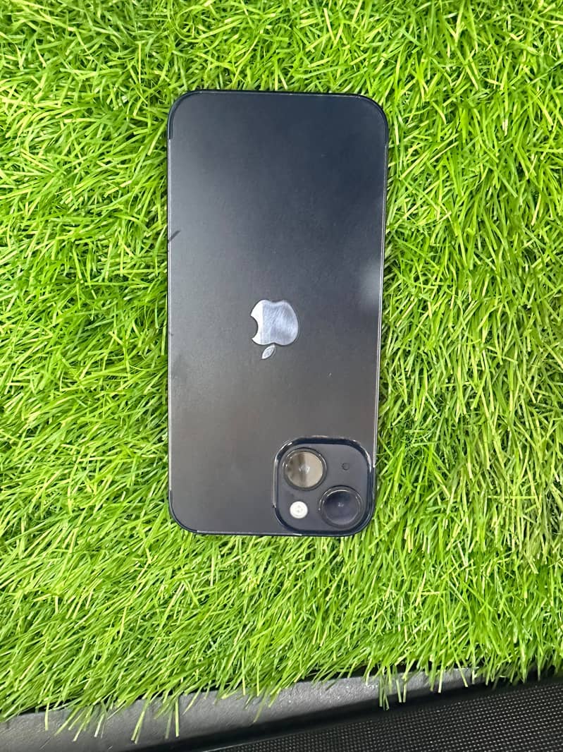 Apple iPhone 14 4