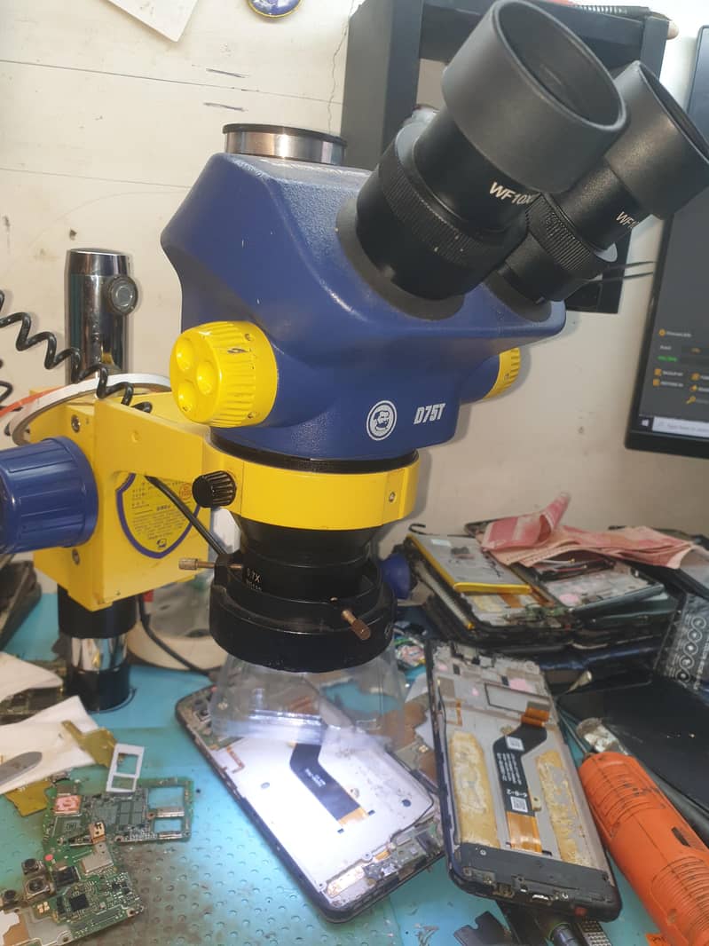 microscope 3