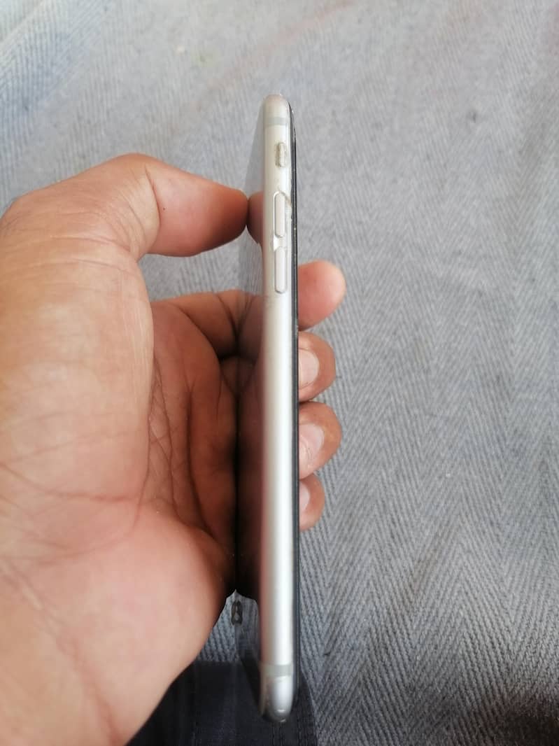 iPhone 6 0