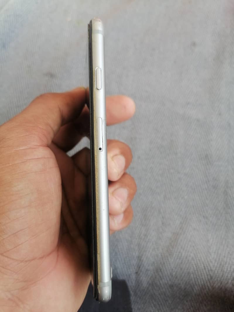 iPhone 6 4