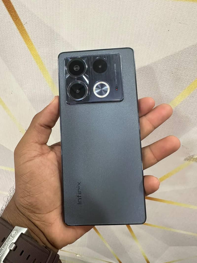 Infinix Note 40 1
