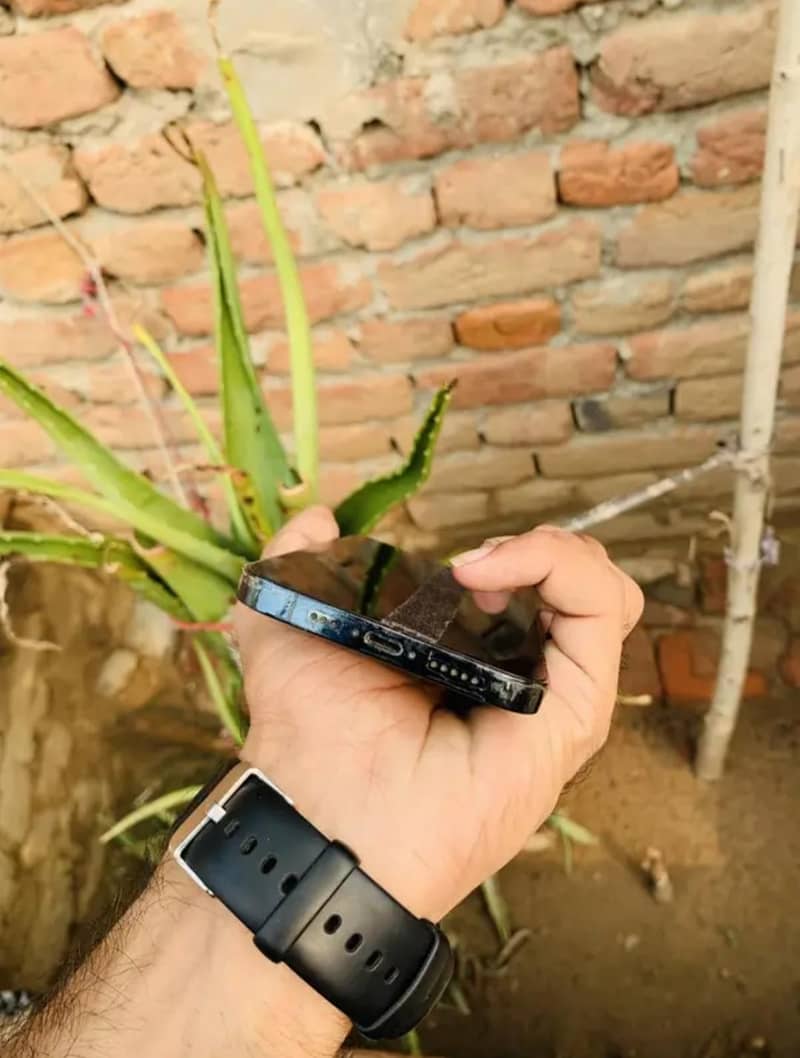 Apple iPhone 12 Pro 5