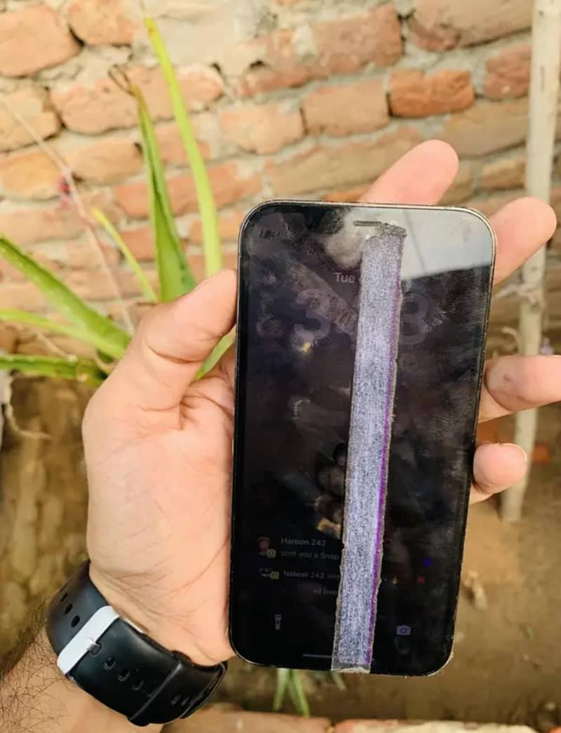 Apple iPhone 12 Pro 8