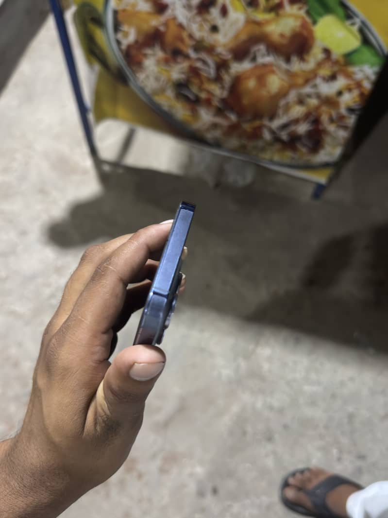 Apple iPhone 13 Pro 0