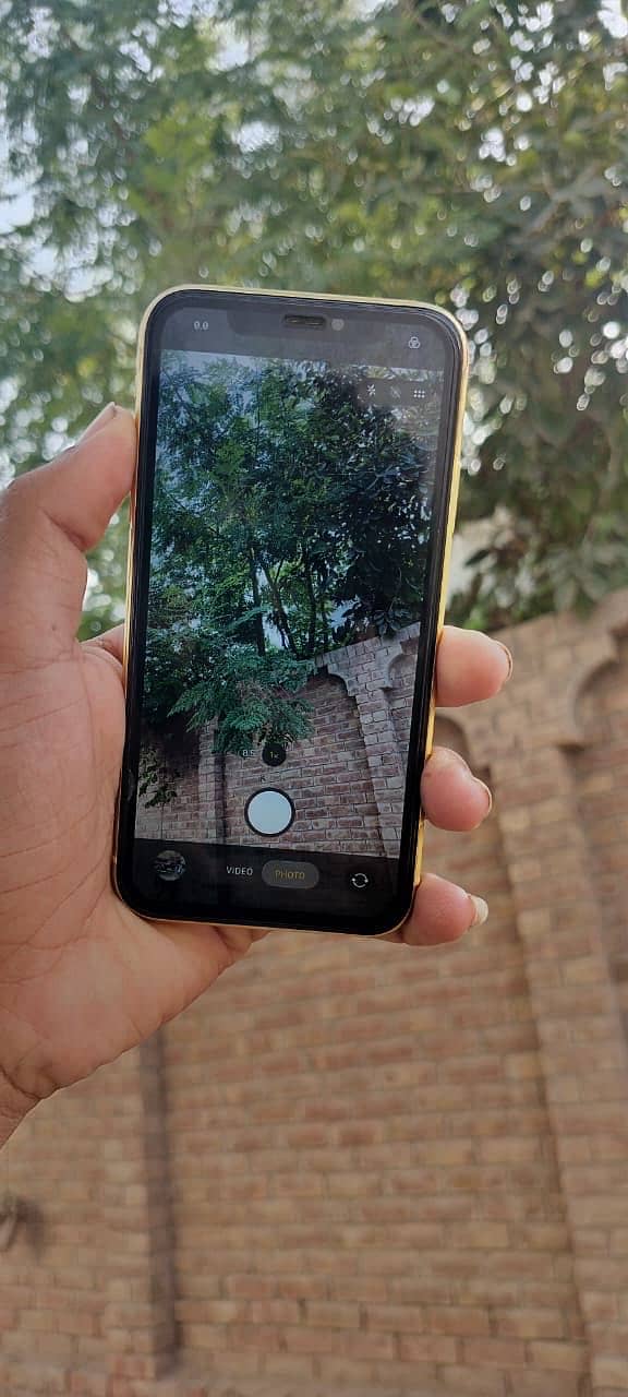 Apple iPhone 11 5