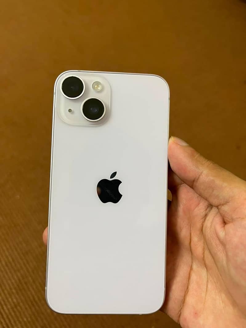 Apple iPhone 14 3