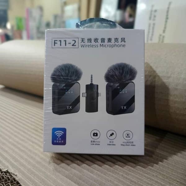 F11 Dual-Channel Wireless Microphone for Smartphones and Cameras