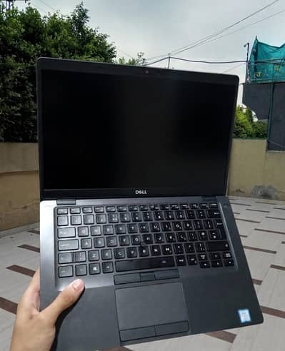 Ultra-Sleek Dell Latitude 5400 (i5-8th Gen, 8/256GB SSD)