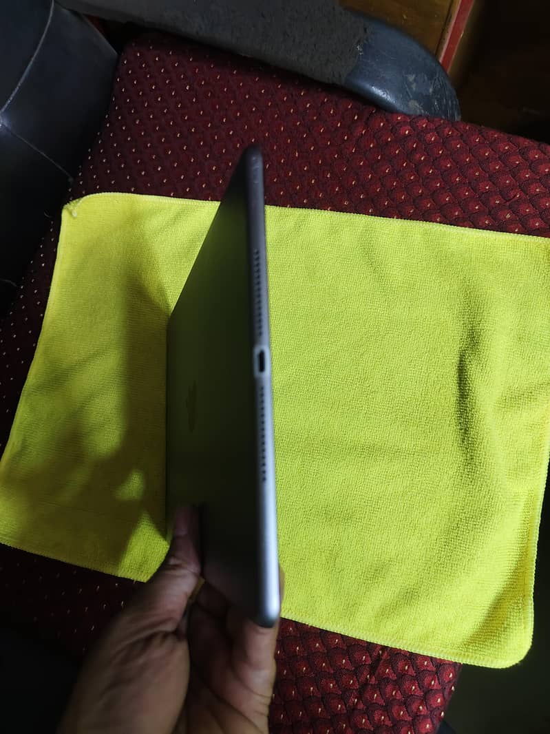 ipad air 2 tablet 4