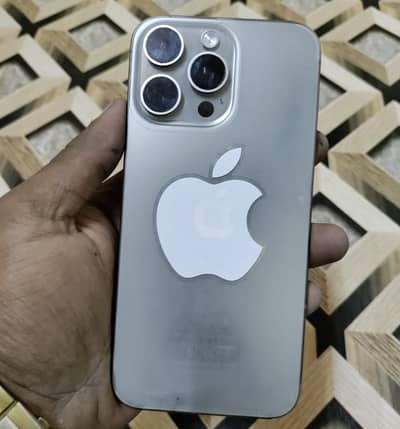 Apple iPhone 15 Pro Max