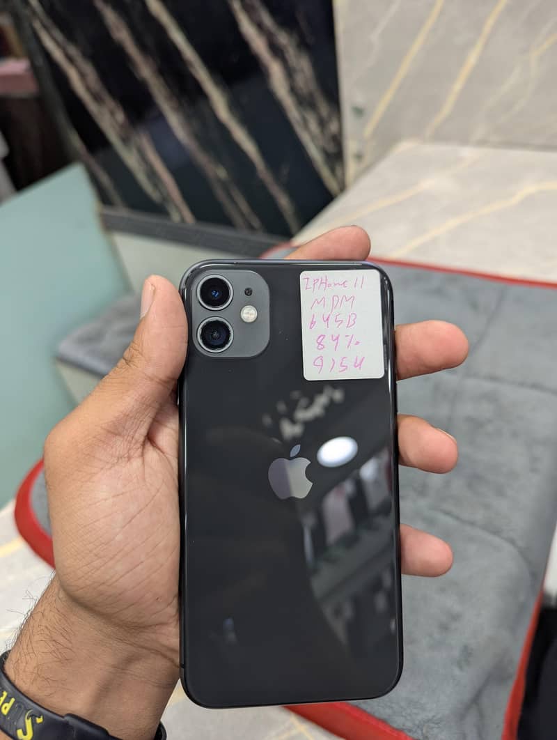 Apple iPhone 11 0